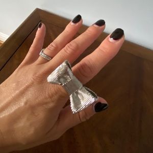 kate spade ♠️ silver bow ring